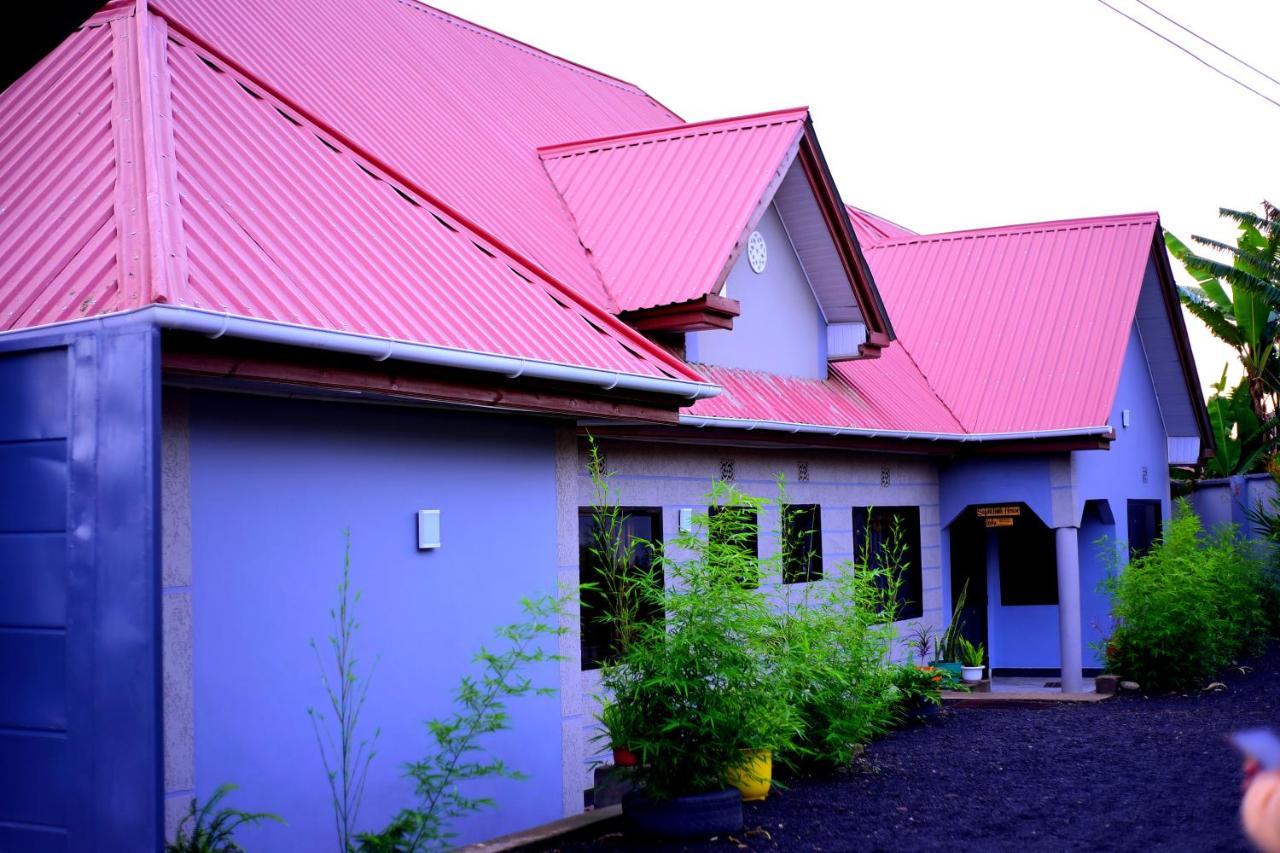 Safari Park House Bed & Breakfast Аруша Екстериор снимка