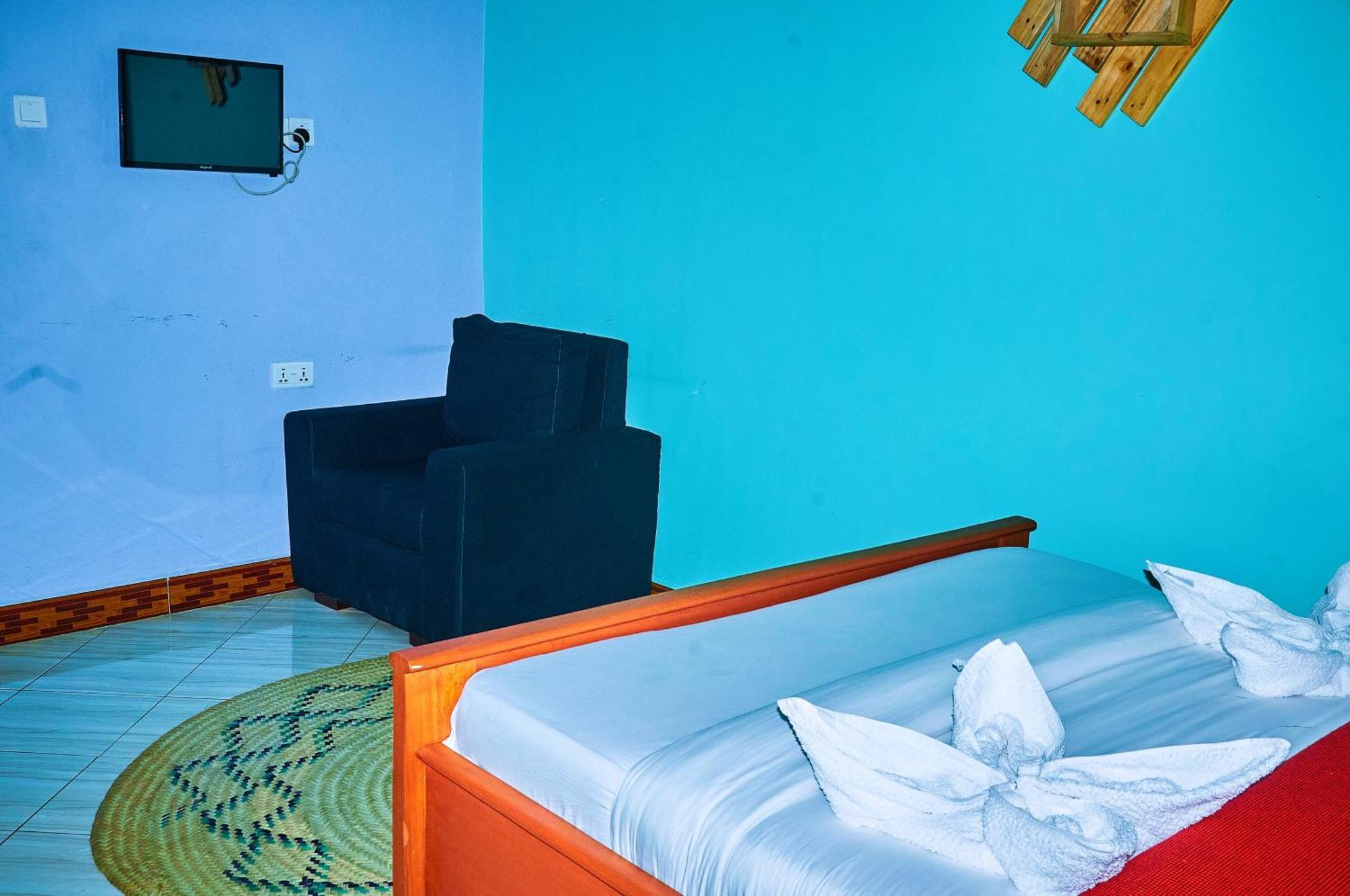 Safari Park House Bed & Breakfast Аруша Екстериор снимка